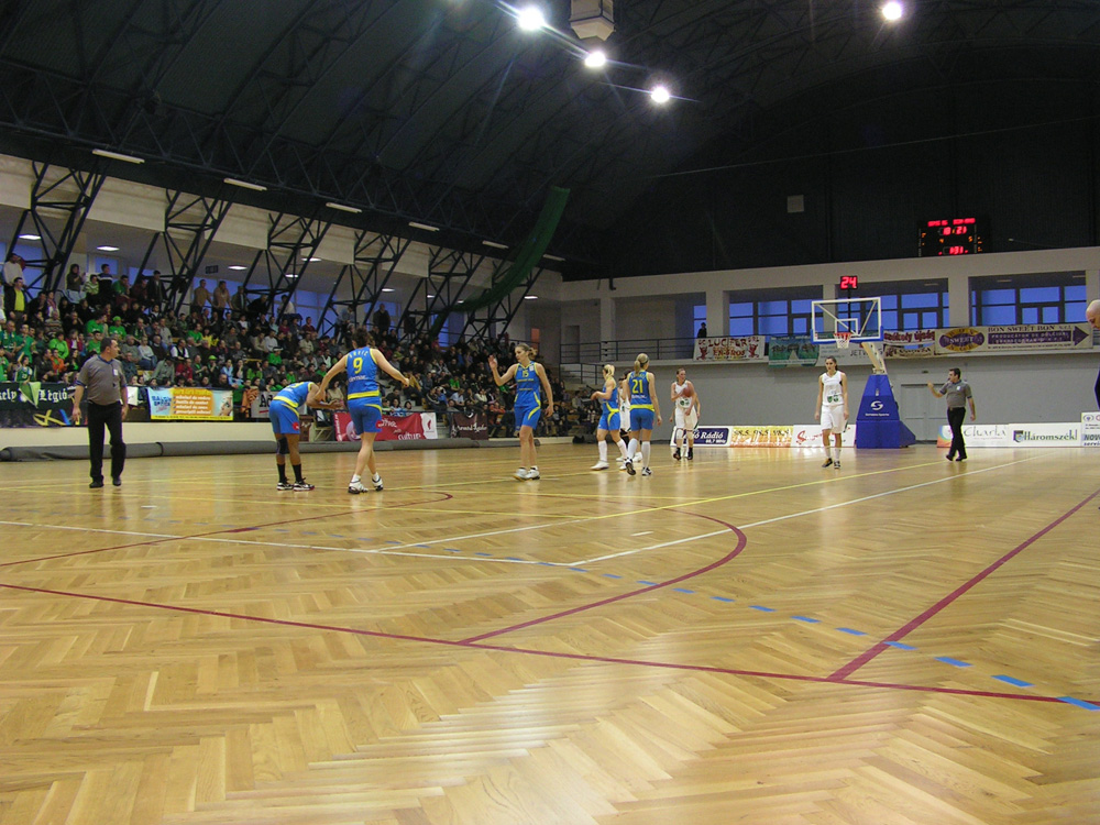 Sepsi BC - Arad Icom női kosrlabda - Sportcsarnok