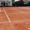 A városi salak teniszpálya