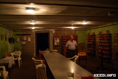 Gyűjtem�nyek H�za - Hobbi cserebere klub 20-as Udvart�r