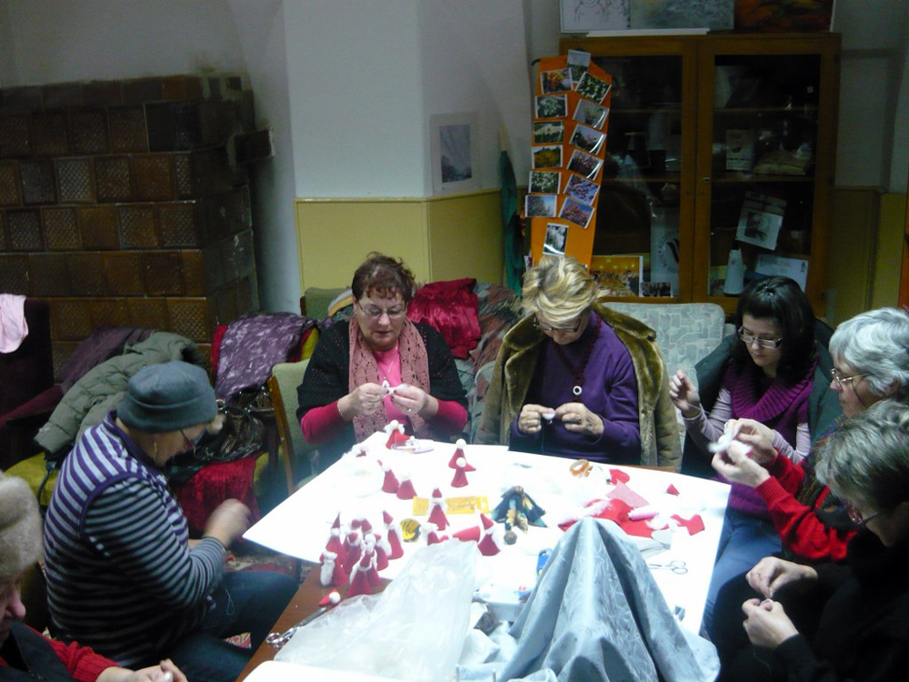 A Nők Egyeslete decemberi tevkenysgei - 2012-12 - Kzdivsrhelyi Nők Egyeslete