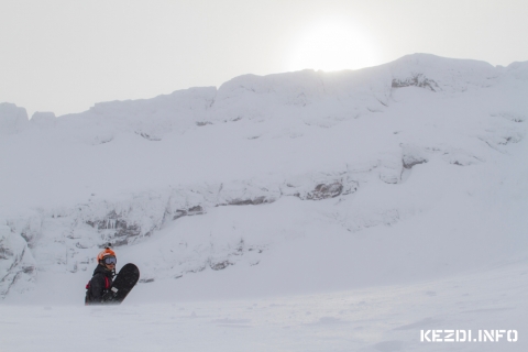 Snowboard-GoPro-s csúcs támadás a Balea tó felett - fotó: Gál László