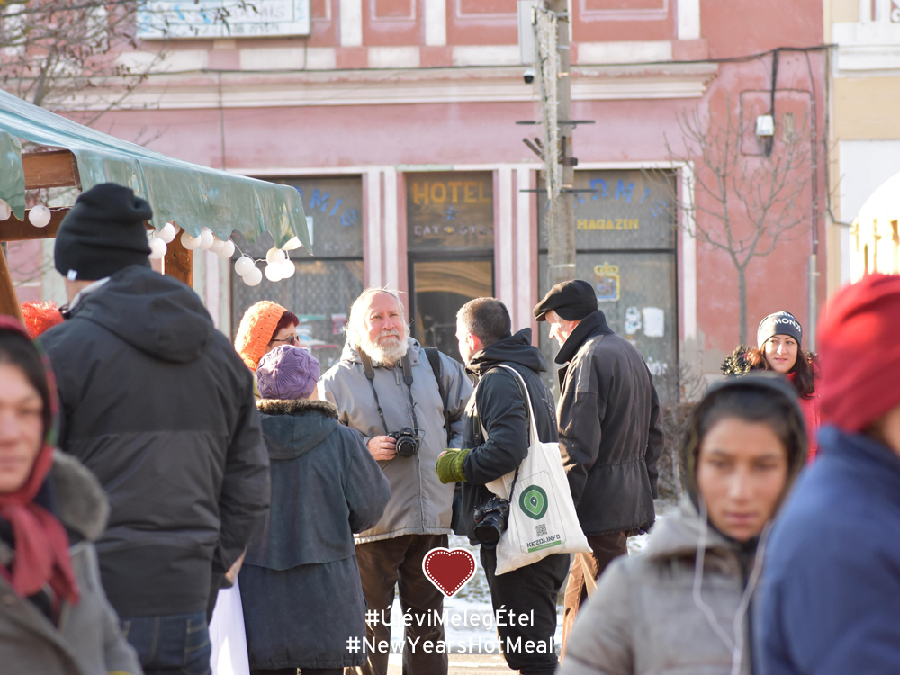 #ujevimelegetel #newyearshotmeal - Kézdivásárhely 2019 - Fotó: Bálint Zsolt - Sok szeretettel Kézdivásárhelyről