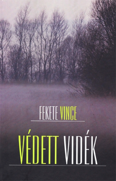 Fekete Vince: V�dett vid�k - versek, 2010. - k�nyvbemutat� - 2010 okt�ber 18.-�n h�tf�n 18 �r�t�l a Vigad�ban Fekete Vince: V�dett vid�k - versek, 2010. - k�nyvbemutat�j�ra ker�l sor. A k�tet anyaga 2003 �s 2010 k�z�tt �rt, teh�t h�t �v versterm�s�b�l �ll �ssze. �t ciklusba foglalva, egy prol�gussal �s egy epil�gussal is ell�tva, nyolcvannyolc oldalt tesz ki a k�nyv; a versek k�z�tt meg p�r darab hossz� vers is van (ilyen az el�z� k�tetekben nem volt), amelyek mind nemr�giben, az ut�bbi egy-k�t esztend�ben sz�lettek. 'V�dett vid�k' mindaz, ami egy ember saj�t, k�l�n bej�rat� vil�ga: a vil�gl�t�sa, a vil�gszeml�lete, a gyerekkora, ifj�kora, a szerelmei; az � egyszeri �s megism�telhetetlen �lete, mindaz, amit � valahonnan mag�val hozott, amib�l � �ll, amib�l sejtjeiben, g�njeiben, minden �z�ben �sszetev�dik, a hagyom�nyait�l el eg�szen az eml�keiig. 'V�dett vid�k' mindaz, ami t�rt�nt vele az �lete folyam�n (vagy ak�r m�r megsz�let�se el�tt is); a t�gabb t�jakt�l, a helyekt�l, helysz�nekt�l, amelyeket � belakott vagy be fog majd lakni, a sz�kebb helyekig, helysz�n(ek)ig, ahol - mondjuk - jelenleg �l; �s a hangig, ami - rem�lem - csakis az �v�; meg a majdani v�gs� lez�r�sig, mert h�t ez is rajta van mindenkin�l, bizony, ezen a saj�t palett�n.A versek hangulat�hoz nagyon passzol� term�szetfot� ker�lt a k�nyv bor�t�j�ra, ez egy k�zdiv�s�rhelyi k�z�piskol�s fot�s fi�nak, Moldov�n Zsoltnak a munk�ja.A k�nyvet m�ltatja Dr. Borcsa J�nos, a k�tetb�l verseket ad el� Csap� Gy�rgy, a k�zdiv�s�rhelyi V�rosi Sz�nh�z t�rsulatvezet�je �s Nagy Babos Tam�s a Nagy M�zes Gimn�zium magyartan�ra.