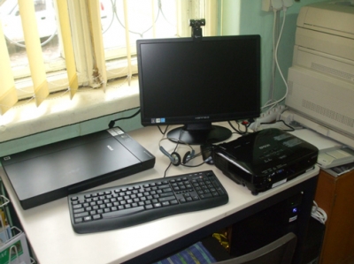 Internethaszn�lati �tmutat� - A B�r� Wessel�nyi Mikl�s V�rosi K�nyvt�rban minden h�ten p�nteken 11-12 �ra k�z�tt, Internethaszn�lati �tmutat� vehet� ig�nybe.
