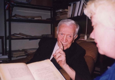 K�nyvki�ll�t�s - Domokos P�l P�ter (1901-1992) hal�l�nak 20. �vfordul�ja tisztelet�re - A B�r� Wessel�nyi Mikl�s V�rosi K�nyvt�rban 2012. febru�r 2-23. k�z�tt k�nyvki�ll�t�s tekinthet� meg Domokos P�l P�ter (1901-1992) hal�l�nak 20. �vfordul�ja tisztelet�re.