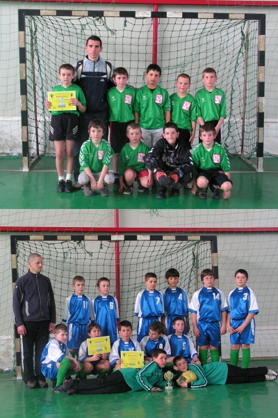 Rend�rs�g Kupa K�zdiv�s�rhelyen - A k�zdiv�s�rhelyi Polg�rk�zeli Rend�rs�g �s a Sport Club Egyes�let 2012. m�rcius 19.-�n a Tur�czi M�zes �ltal�nos Iskola tornaterm�ben minifoci torn�t szervezett als�tagozatos di�koknak. A Rend�rs�g Kup�ra 4 csapat nevezett be, a Pet�fi S�ndor-, a Moln�r J�zsi�s-, a Tur�czi M�zes �ltal�nos iskol�k �s a zabolai �ltal�nos Iskola kisiskol�sai.K�t�r�s k�zdelem ut�n a k�vetkez� eredm�nyek sz�lettek:I. Pet�fi S�ndor �ltal�nos Iskola csapataII. Tur�czi M�zes �ltal�nos Iskola csapataIII. Moln�r J�zsi�s �ltal�nos Iskola csapataA legjobb kapusnak Szak�cs L�szl�, m�g a legjobb j�t�kosnak Kelemen Zal�n bizonyult.Gratul�lunk a szervez�knek, a r�sztvev�knek �s a nyerteseknek egyar�nt!Kocsis Zolt�n