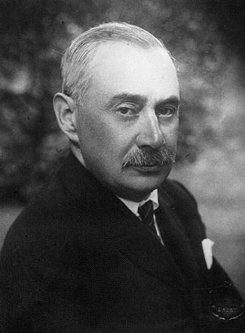 K�nyvki�ll�t�s Kr�dy Gyula (1878-1933) hal�l�nak 80. �vfordul�ja tisztelet�re. - A B�r� Wessel�nyi Mikl�s V�rosi K�nyvt�rban 2013. okt�ber 7-31. k�z�tt, k�nyvki�ll�t�s tekinthet� meg Kr�dy Gyula (1878-1933) hal�l�nak 80. �vfordul�ja tisztelet�re. 