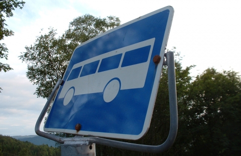 Ingyenes városnapi buszjáratok péntektől vasárnapig - Az Őszi Sokadalom és városnapok ideje alatt az önkormányzat ingyenes buszjáratot indít a városhoz tartozó falvakra, Kézdivásárhely–Nyujtód útvonalon.
Indulás naponta Kézdivásárhelyről, a régi kaszárnya épülete elől 17.30, 18.30, 19.30, 22.00, 24.00 és 01.00 órakor.
Nyujtódról: 18.00, 19.00, 20.00, 22.30, 00.30, 01.30 órákban.
A buszjárat pénteken, szombaton és vasárnap üzemel.