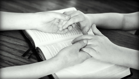 Adventre hangolva - csendesnap - A Rebeka Missziós Központ Egyesület 2015 november 14-én, szombaton csendesnapot szervez 'Adventre hangolva' témával, meghívott elöadók: Orbán Lajos és Judit (Kovászna II. Vajnafalvi református lelkészek)
A napi program: 10 órától érkezés, 10.30 órától áhitat, ezt követöen kiscsoportos megbeszélések, szünet, 13 órától ebéd, 14 órától Elöadàs, és kiscsoportos tevékenység. 15.30 órától a csendesnap bezárása. Részvételi díj 10 lej/fö.
Jelentkezni a 0754 646744-es telefonszámon.
Szeretettel várunk mindenkit!
Kocsis Zoltán
Rebeka Missziós Központ Egyesület
Titkár