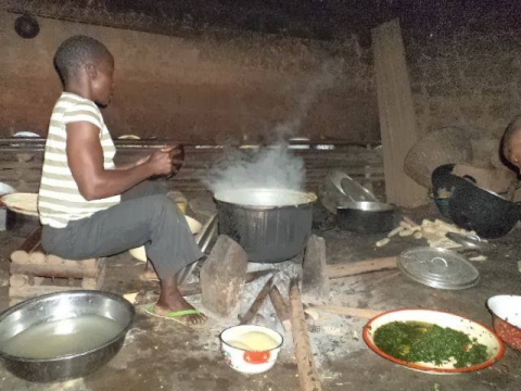 Meseklub, E-mese v�r, dr. Tur�czi Ildik�, Női szerepek a t�rzsi Kamerunban előad�sa a k�nyvt�rban - Meseklub
A B�r� Wessel�nyi Mikl�s V�rosi K�nyvt�rban 2017. m�rcius 2-�n, cs�t�rt�k�n Meseklub 14-15 �ra k�z�tt az �vod�soknak. A meseklub t�m�ja: mesehallgat�s, gyurm�z�s

E'mese v�r
A B�r� Wessel�nyi Mikl�s V�rosi K�nyvt�rban 2017. m�rcius 2-�n, cs�t�rt�k�n 16-17 �ra k�z�tt ker�l sor az 'E'mese v�r' j�t�kprogram III. fordul�j�ra, amelyet az Egri Br�dy S�ndor K�nyvt�rt�l vett�nk �t, Luzsi Marg� szakmai vezető, Boldizs�r Ildik� mesekutat�, Horv�th Judit- pszichol�gus aj�nl�s�val.

Előad�s
A B�r� Wessel�nyi Mikl�s V�rosi K�nyvt�rban 2017. m�rcius 3-�n, p�nteken 18 �r�t�l vet�tett-k�pes előad�sra ker�l sor dr. Tur�czi Ildik�, monog�m vagy polig�m, menyasszonyp�nz �s korai �zvegys�g, avagy a női szerepek a t�rzsi Kamerunban c�mmel.

Minden �rdeklődőt szeretettel v�runk.