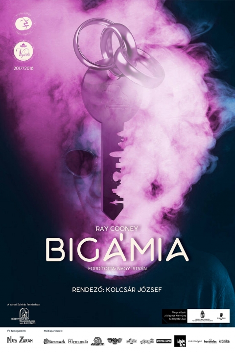 Ray Cooney - Big�mia v�gj�t�k - szilveszteri �s �j�vi sz�nh�zelőad�sok a Vigad�ban - 2017. december 31. �s 2018. janu�r 4. k�z�tt 3 alkalommal adja elő a k�zdiv�s�rhelyi V�rosi Sz�nh�z a Ray Cooney - Big�mia v�gj�t�k�t a k�zdiv�s�rhelyi Vigad� Művelőd�si H�z nagyterm�ben.

2017 December 31 - Vas�rnap este 18 �r�t�l
2018 Janu�r 3 - Szerd�n 19 �r�t�l
2018 Janu�r 4 - Cs�t�rt�k�n 19 �r�t�l

Az idei szilveszteri v�gj�t�kunk John Smith londoni taxisofőr �jabb kalandjait k�n�lja a sz�rakozni v�gy� k�z�ns�gnek. A tavaly bemutatott Ketten a neten főhős�ről van sz�, akinek k�t feles�ge, �s e k�l�n�s helyzetnek megfelelően k�t p�rhuzamos �lete is van, melyek nagyon pontos �temterv szerint műk�dnek. A csal�sokra �p�tett k�rtyav�r azonban meginogni l�tszik, amikor John egy idős h�lgy seg�ts�g�re sietve balesetet szenved, a k�rh�zban pedig nem a megfelelő lakc�m�t adja meg�

Szereplők:
John Smith � Vass Csaba
Stanley Curtis � Lung L�szl� Zsolt
Mary Smith � M�rdirosz �gnes
Barbara Smith � V�rkonyi Eszter
Troughton fel�gyelő � Kiss L�szl�
Porterhouse fel�gyelő � Kakucsi �ron
Bobby � Dacz� Z�dor
Fot�riporter � Bir� Norbert

Rendező: Kolcs�r J�zsef
D�szlet- �s jelmeztervező: Gy�rgy Eszter
Dramaturg: Nagy B. S�ndor
�gyelő �s s�g�: Veress Emőke

https://www.facebook.com/events/1190524387747447/
